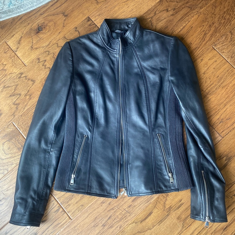**BRAND NEW ** Navy Blue Danier Leather Jacket